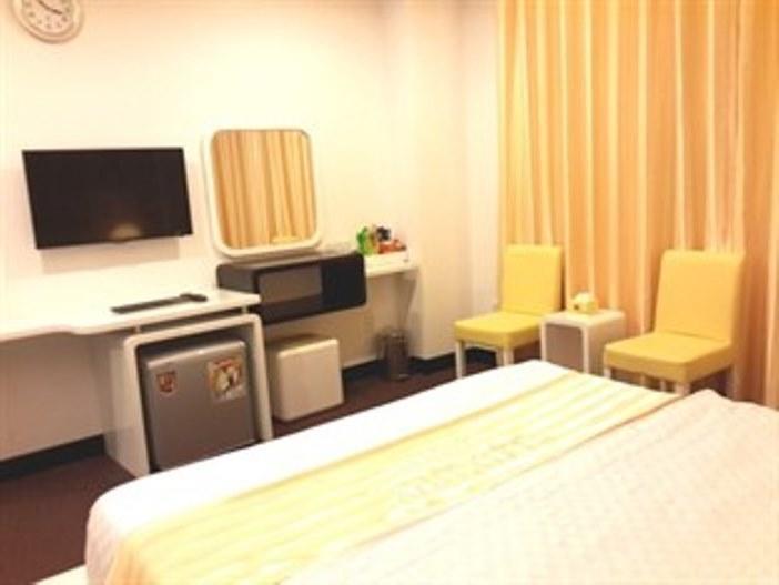Luxury Hotel Ho Şi Min Oda fotoğraf